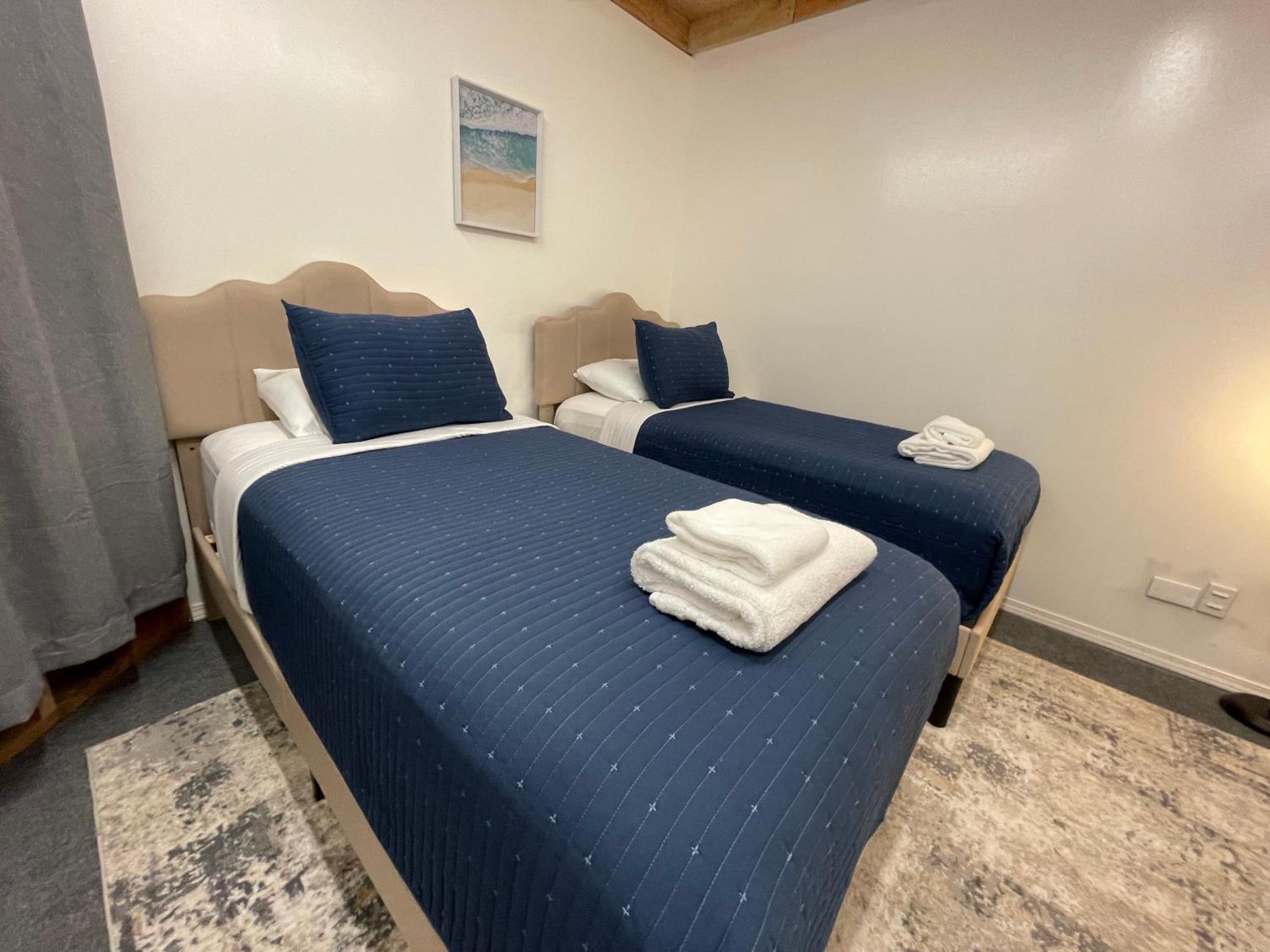 Doho Suites Honolulu Bagian luar foto