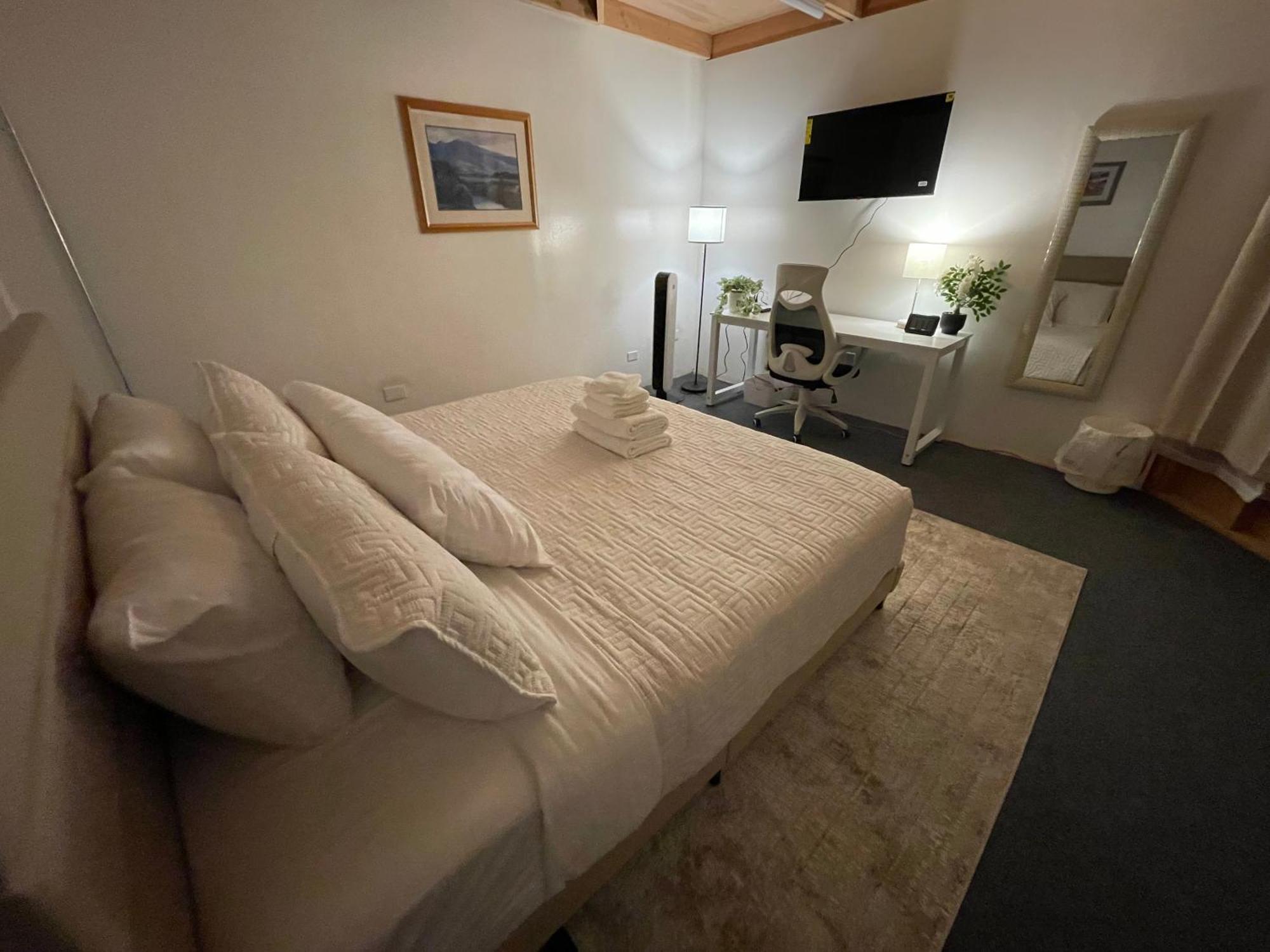 Doho Suites Honolulu Bagian luar foto